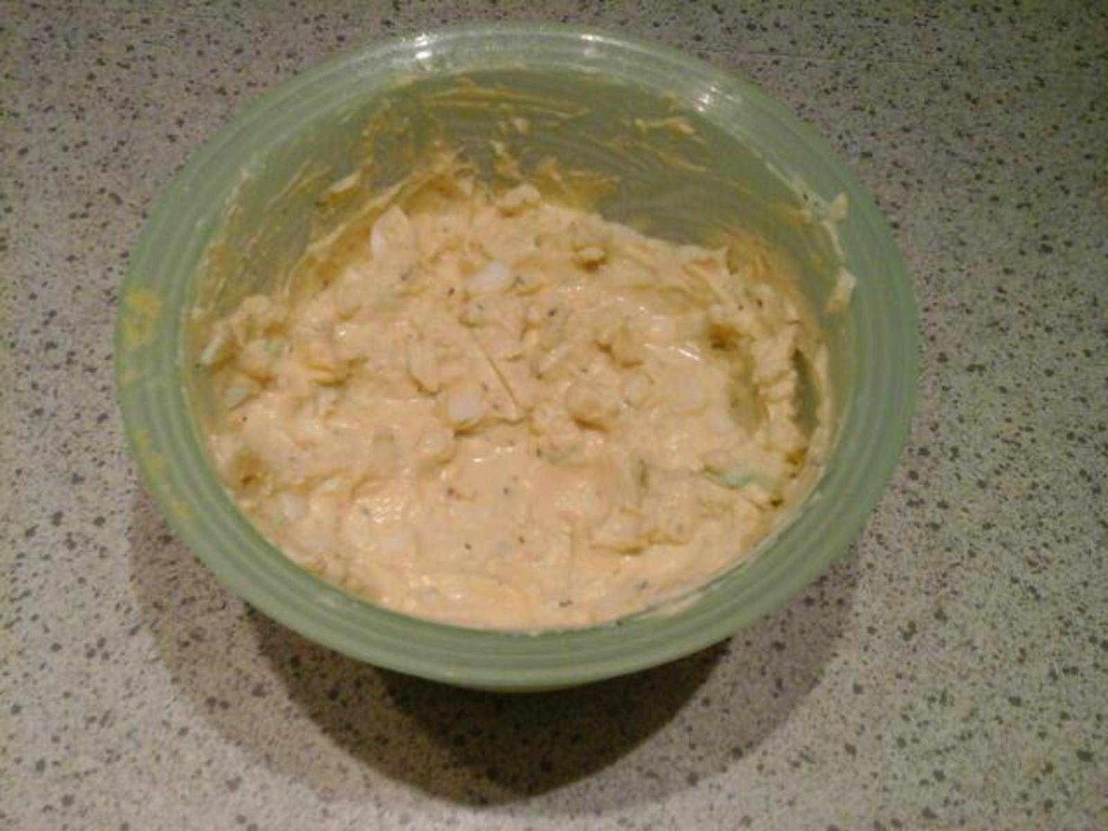 Topfen-Eieraufstrich Rezept - ichkoche.de Topfen-Eieraufstrich Rezept - ichkoche.de