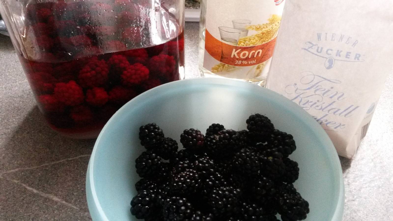 Brombeerlikör