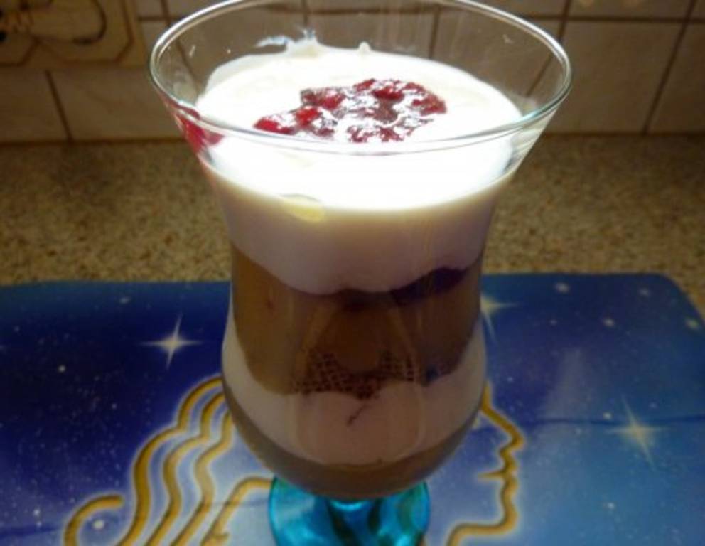 Riesen-Schicht-Dessert Riesen-Schicht-Dessert