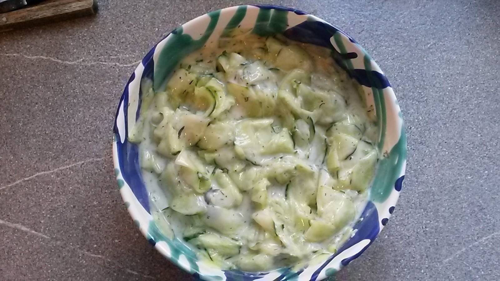 Gurkensalat in Dill-Joghurt