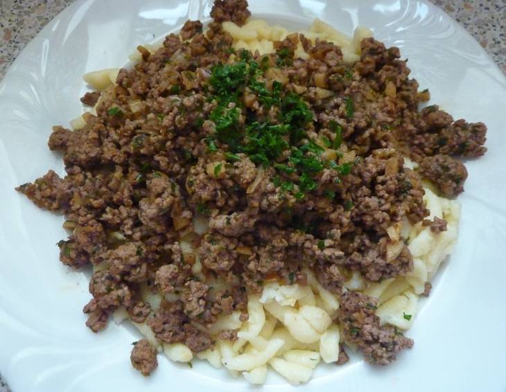Spätzle mit Faschiertem Spätzle mit Faschiertem