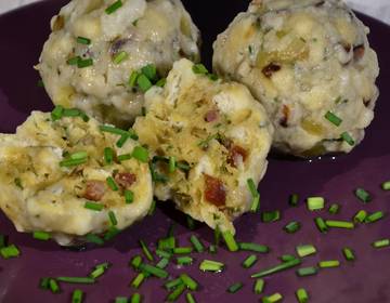 Tiroler Knödel Tiroler Knödel