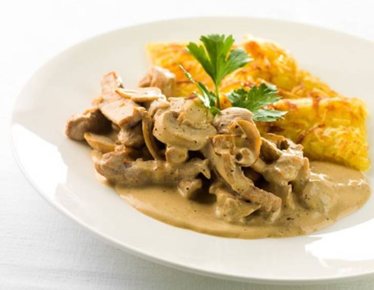 Zürcher Rahmgeschnetzeltes mit Rösti Zürcher Rahmgeschnetzeltes mit Rösti
