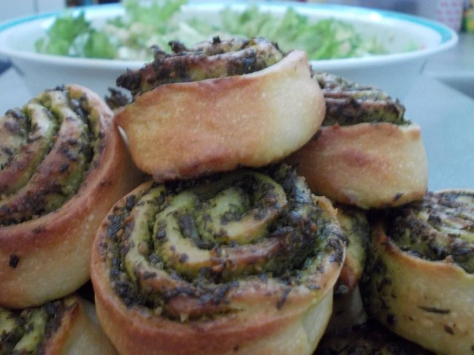 Bärlauchpesto-Schnecken