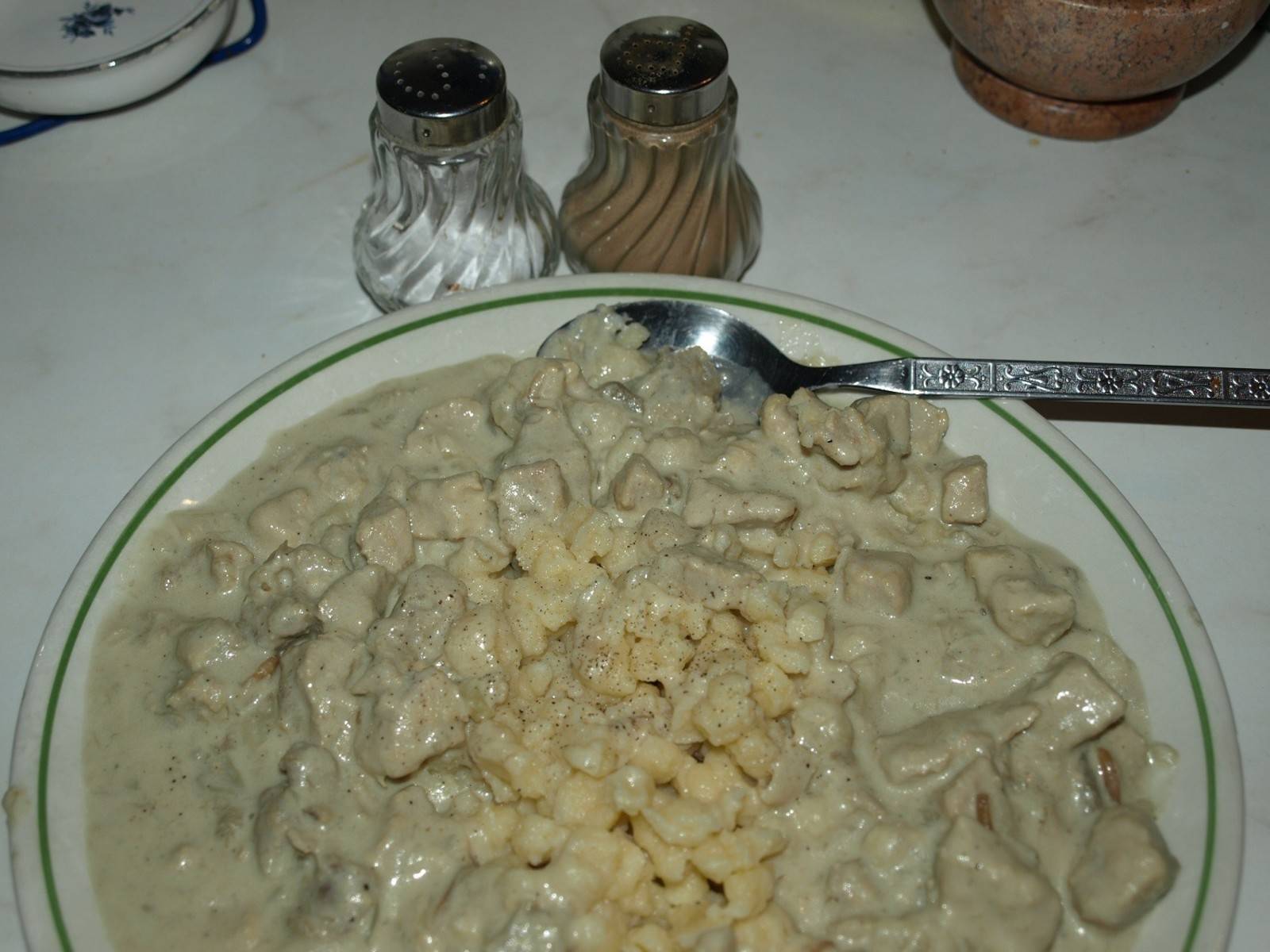 Rahmgeschnetzeltes mit Steinpilzen Rezept - ichkoche.de