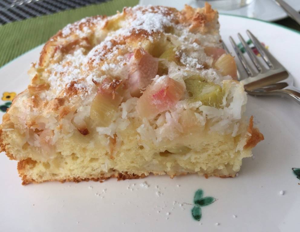 Rhabarber-Kokos-Kuchen Rhabarber-Kokos-Kuchen