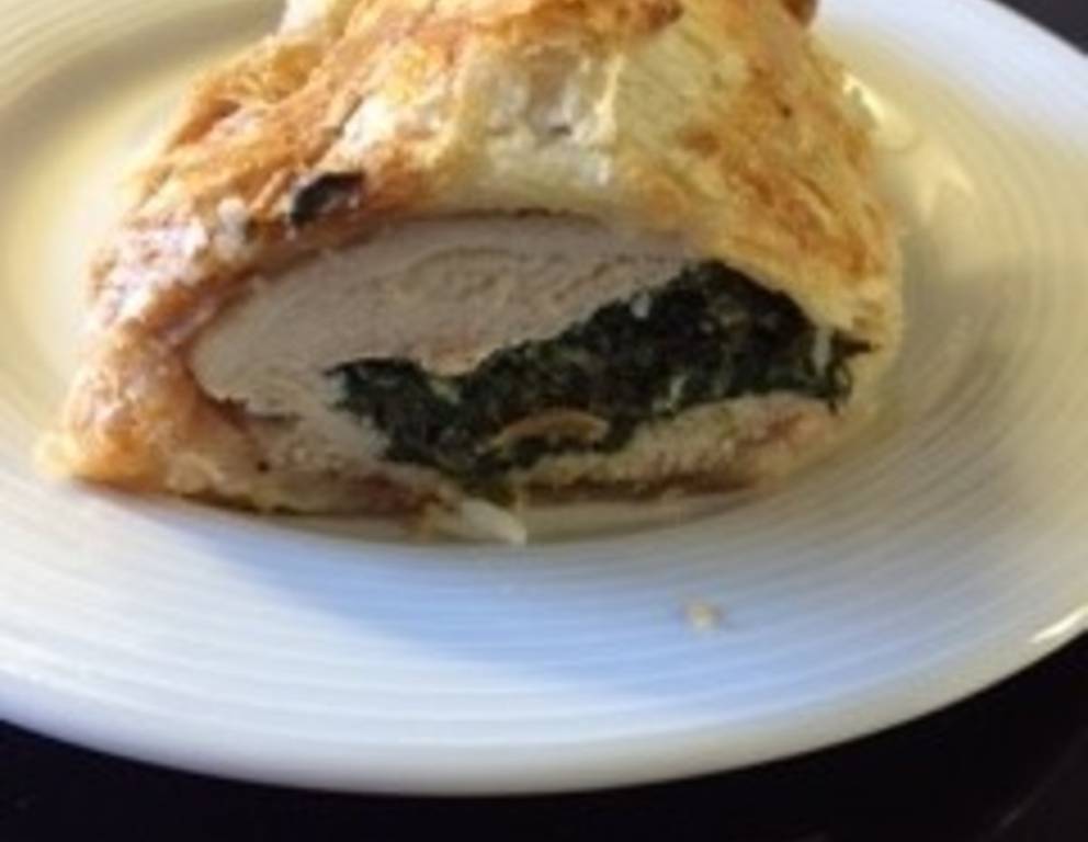 Gefüllte Hühnerbrust im Blätterteig Gefüllte Hühnerbrust im Blätterteig