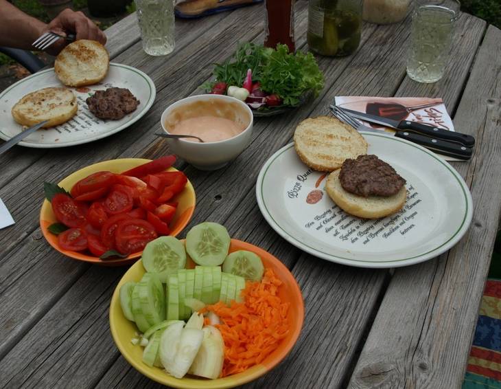 Gegrillte Burger selber basteln Gegrillte Burger selber basteln