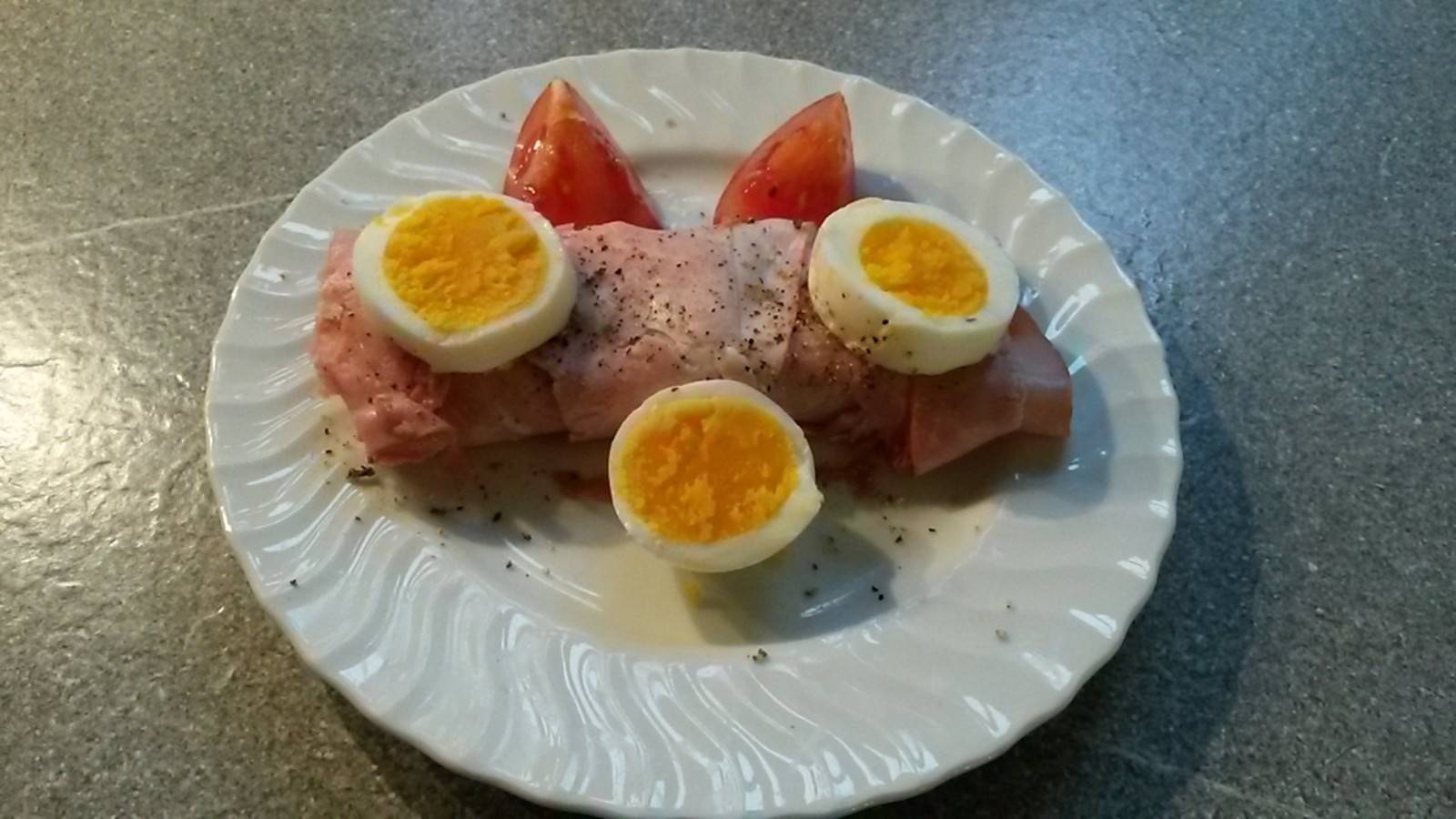 Schinkenrollen mit Gemüsemayonnaise