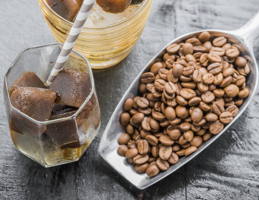 Espresso-Eiswürfel Espresso-Eiswürfel