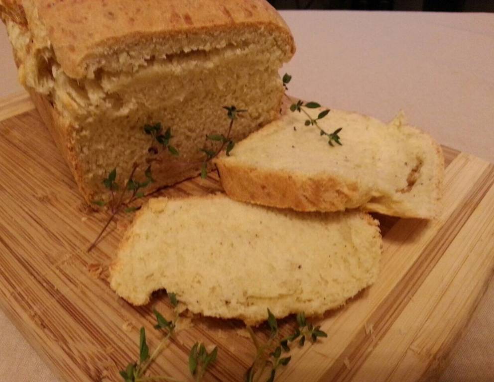 Dinkelbrot mit Mozzarella Dinkelbrot mit Mozzarella