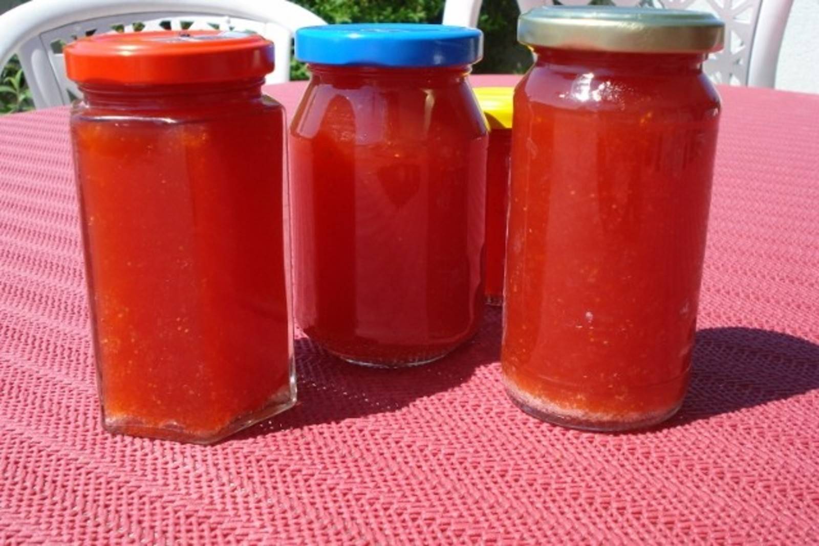 Apfel-Holunder-Erdbeer-Gelee Rezept - ichkoche.ch Apfel-Holunder-Erdbeer-Gelee Rezept - ichkoche.ch