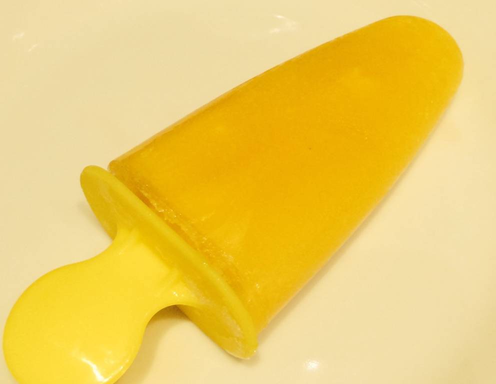 Mango-Orange-Eis am Stiel Mango-Orange-Eis am Stiel