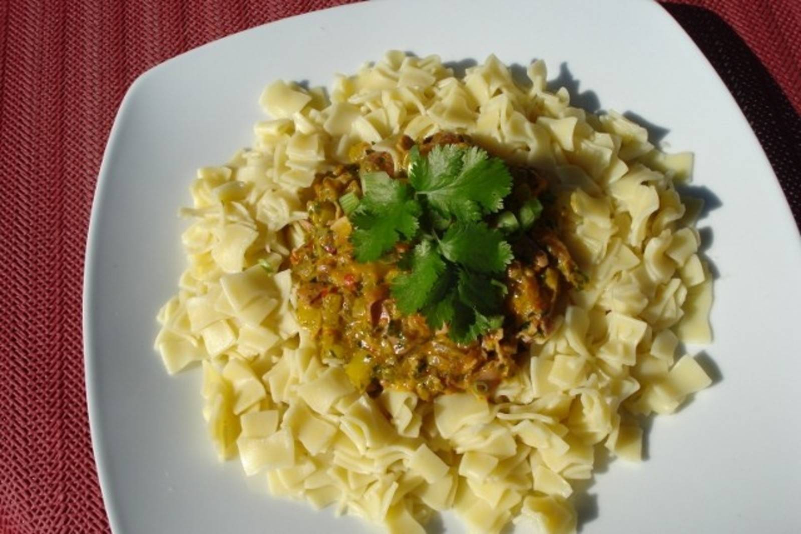 Nudeln mit Gemüsesauce