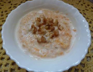 Karotten-Nuss Müsli Karotten-Nuss Müsli