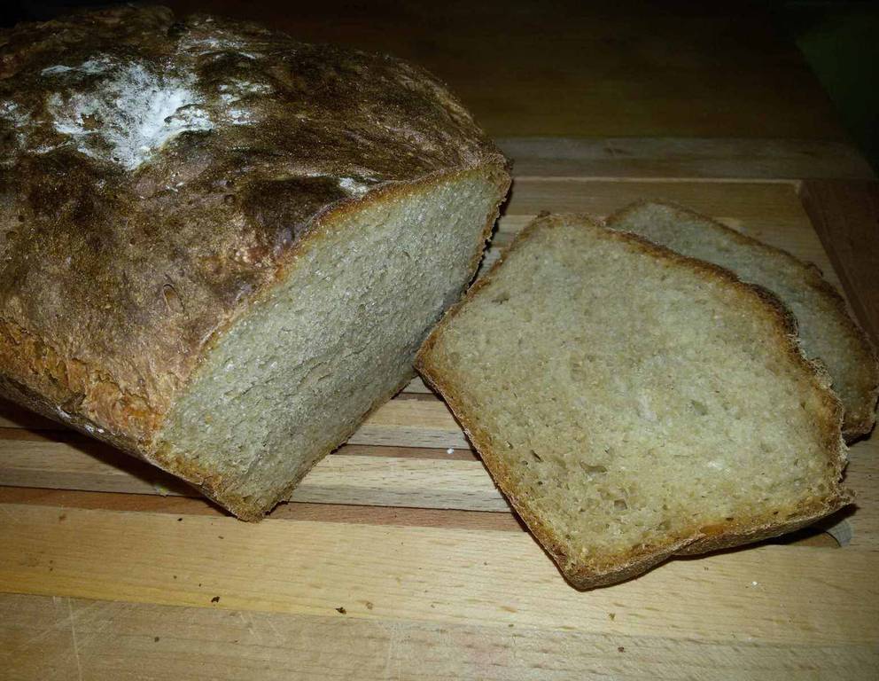 Einfaches Dinkel-Buttermilchbrot Einfaches Dinkel-Buttermilchbrot