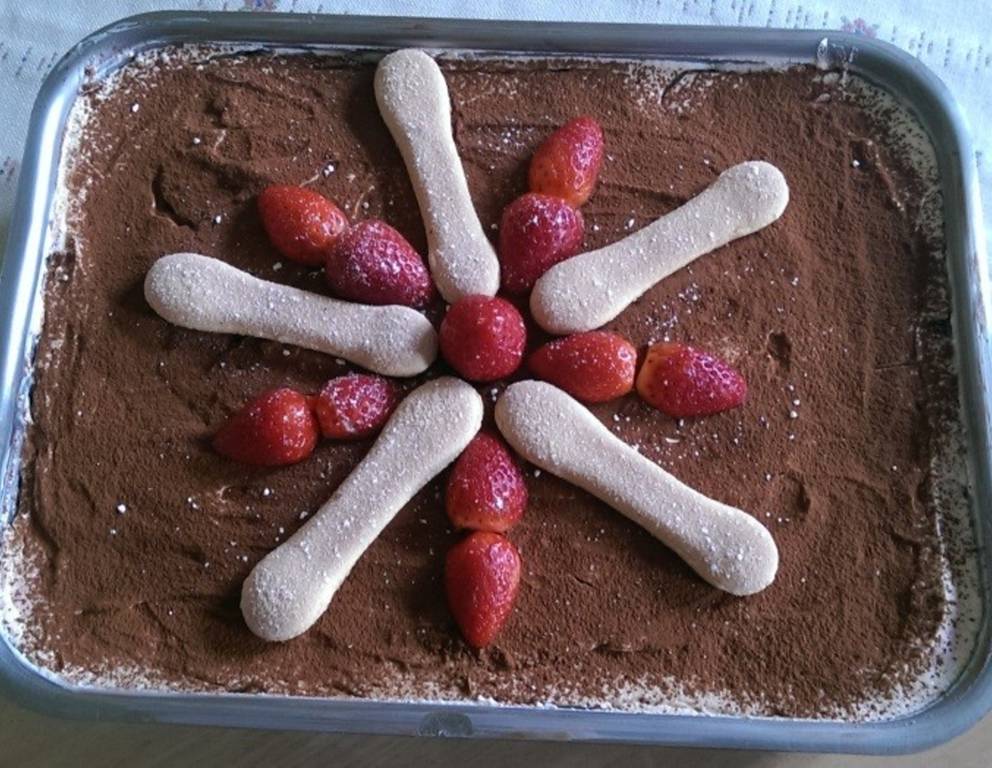 Erdbeertiramisu mit Topfen Erdbeertiramisu mit Topfen