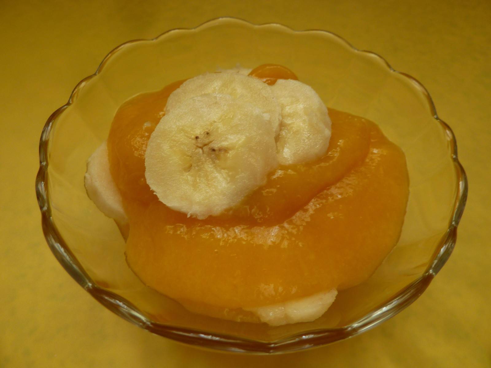 Babynahrung Mango-Bananenbrei