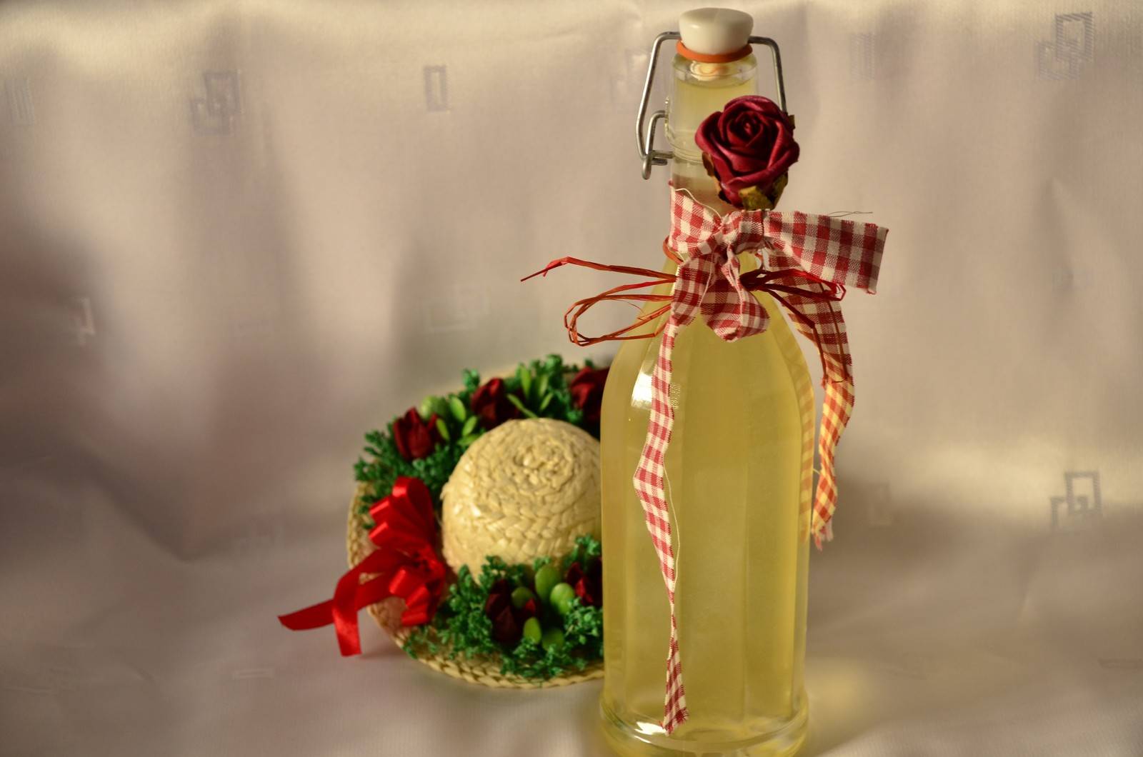 Holundersirup Rezept - ichkoche.ch Holundersirup Rezept - ichkoche.ch