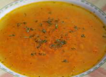 Karottensuppe mit Weizengrieß Karottensuppe mit Weizengrieß
