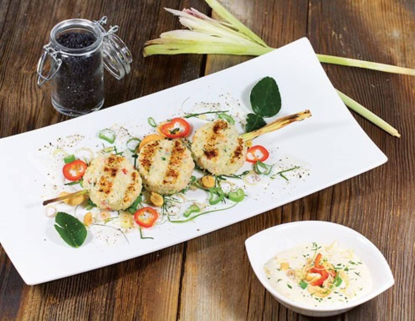 Garnelenlaibchen mit Kokos-Erdnuss-Dip Rezept
