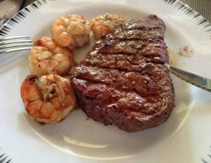 Steak mit Scampi