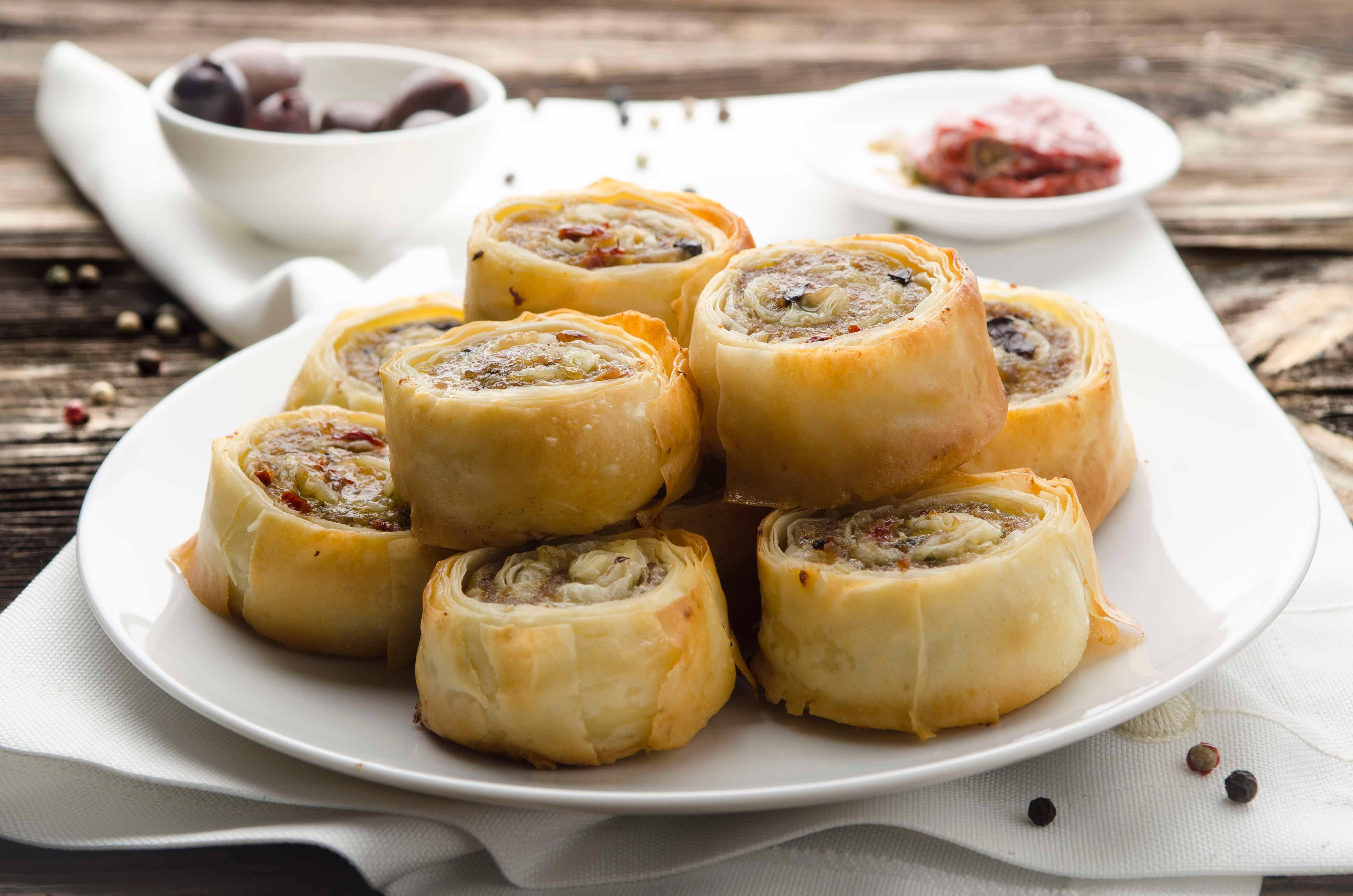 Strudelschnecken mit Faschiertem Rezept