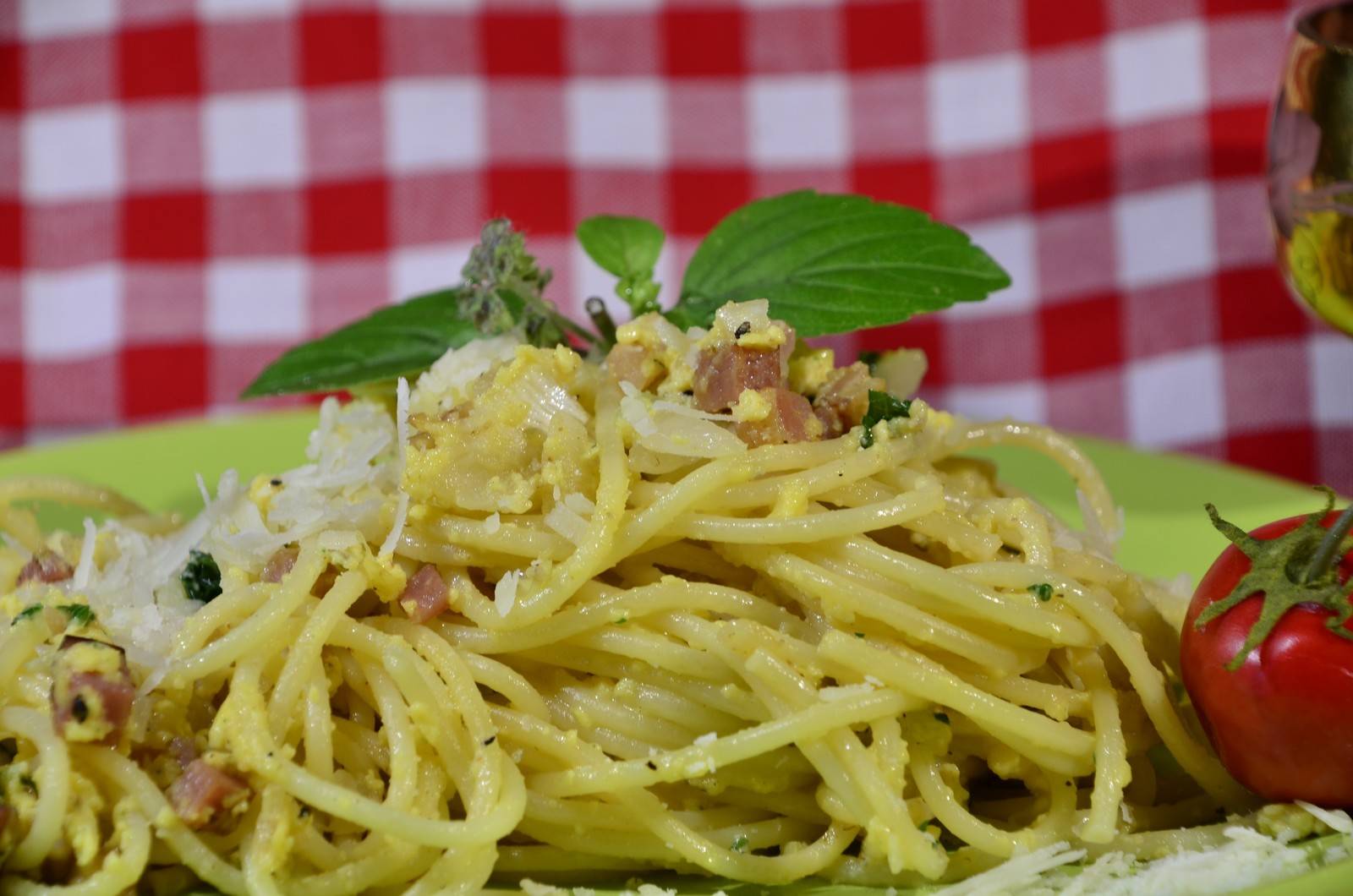 Spaghetti Carbonara ohne Schlagobers