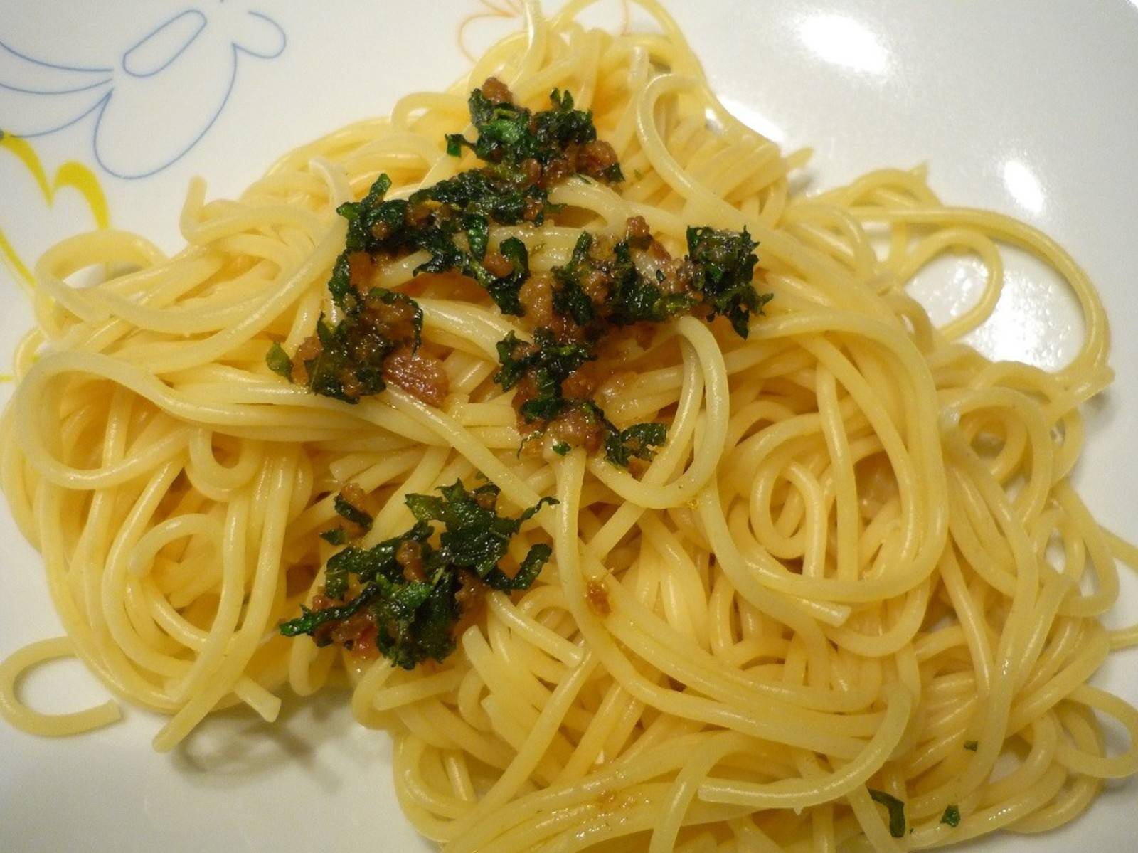Zitronen-Basilikum Spaghetti