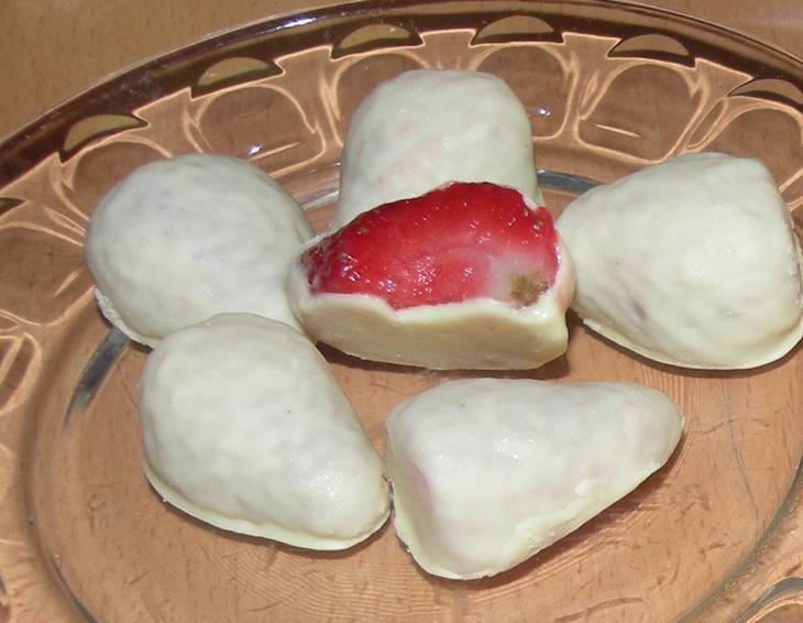 Erdbeeren in weißer Schokolade Erdbeeren in weißer Schokolade