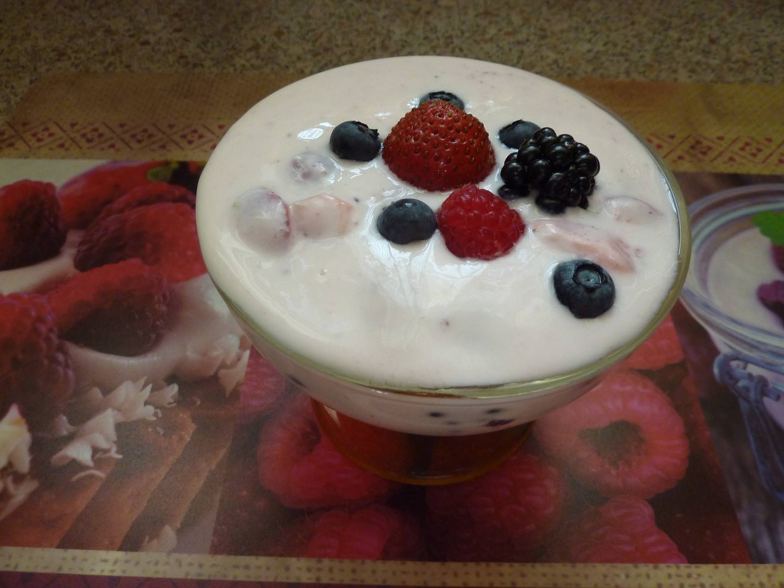 Beeren-Creme Rezept - ichkoche.at