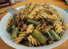 Vegane Spargel-Pasta