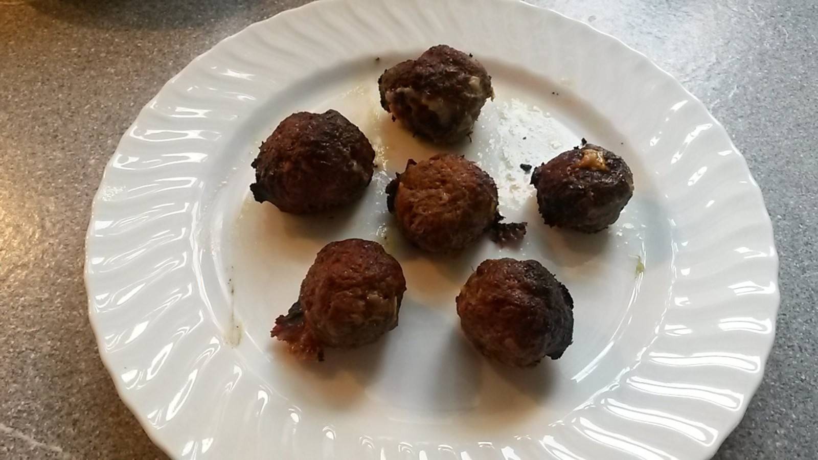 Keftedes nach Art des Hauses Rezept - ichkoche.de Keftedes nach Art des Hauses Rezept - ichkoche.de