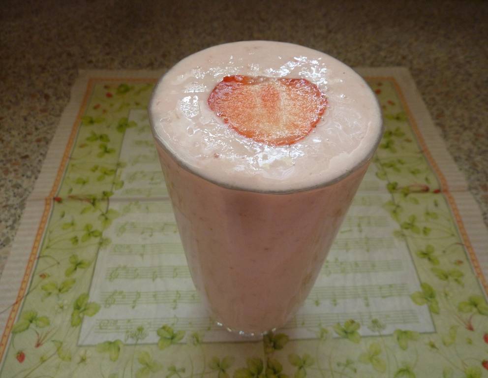 Bananen-Erdbeer-Shake Bananen-Erdbeer-Shake