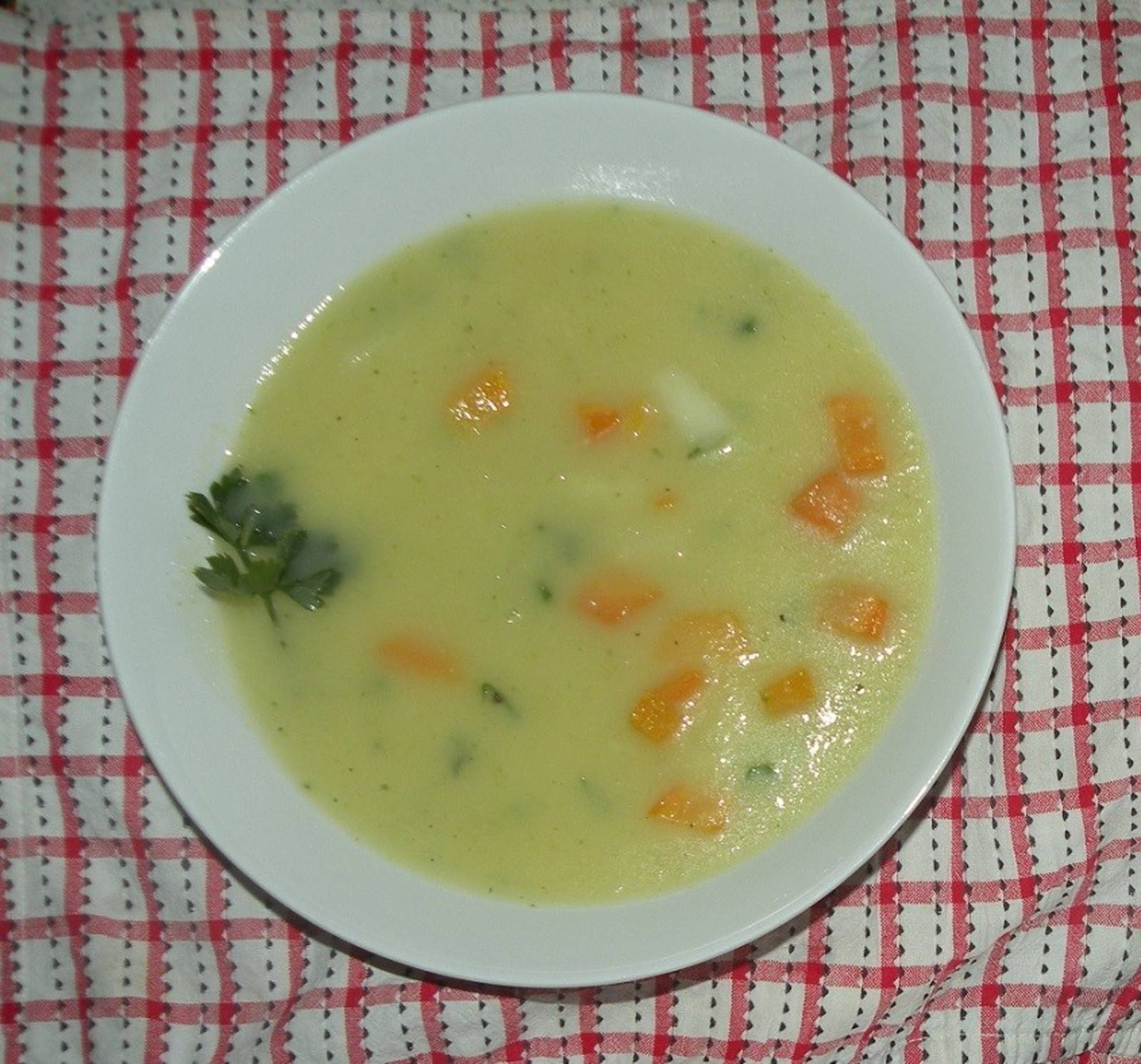 Kohlrabi-Karotten-Cremesuppe