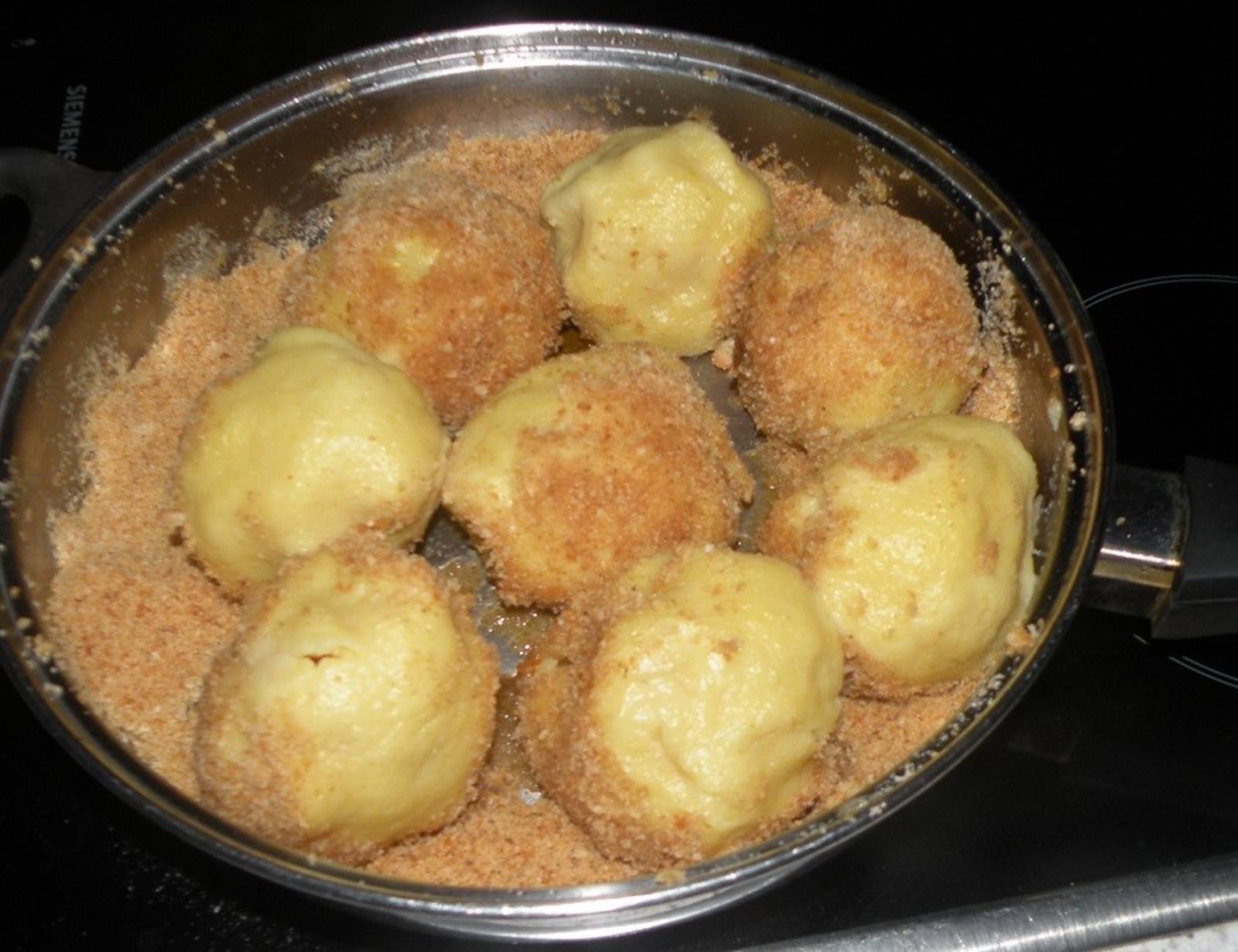 Erdäpfel Grundteig für süße Obstknödel Rezept - ichkoche.at