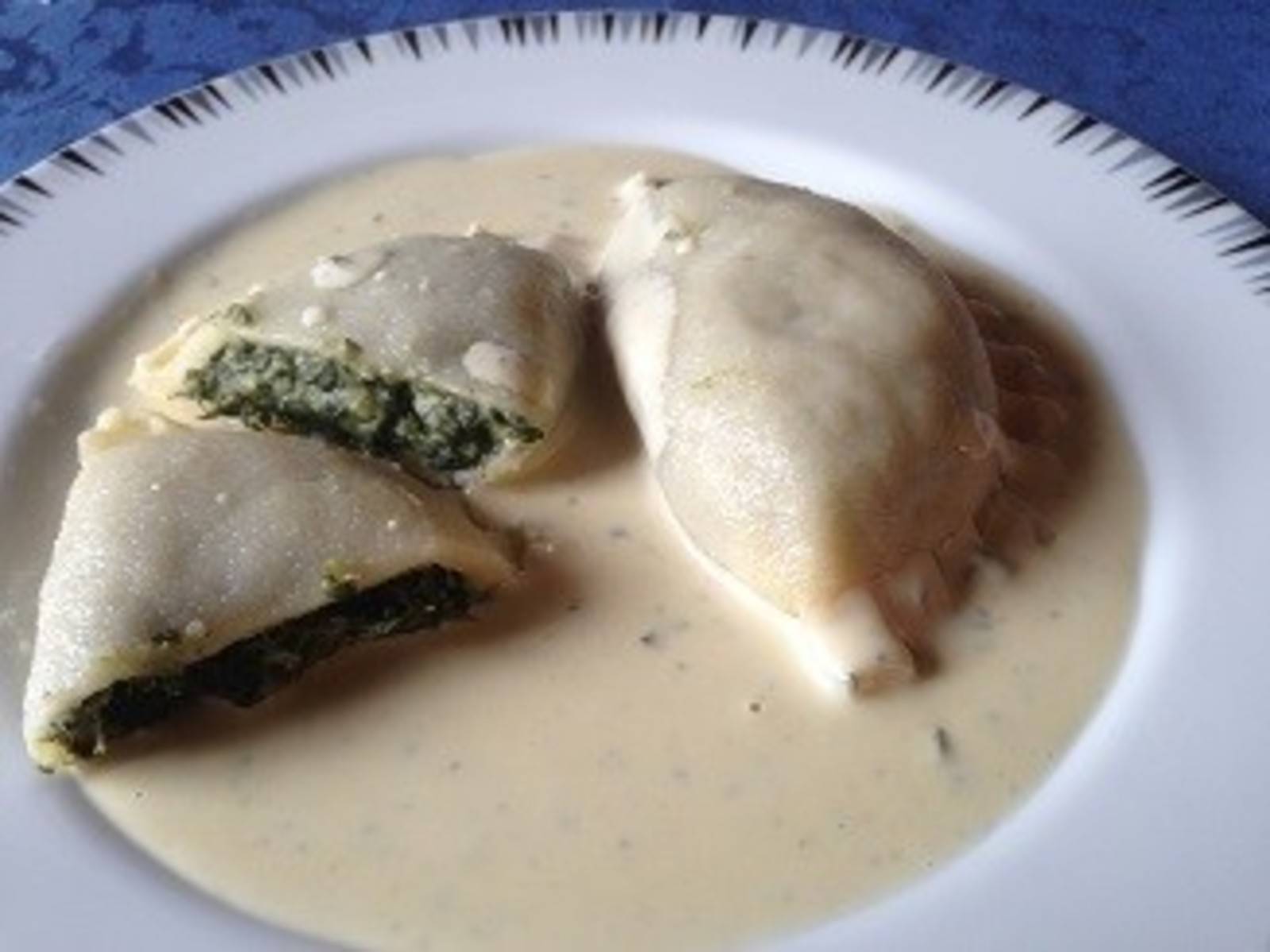 Bärlauchnudeln mit Gorgonzolasauce Rezept - ichkoche.at Bärlauchnudeln mit Gorgonzolasauce Rezept - ichkoche.at