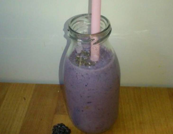 Chia-Brombeer-Shake