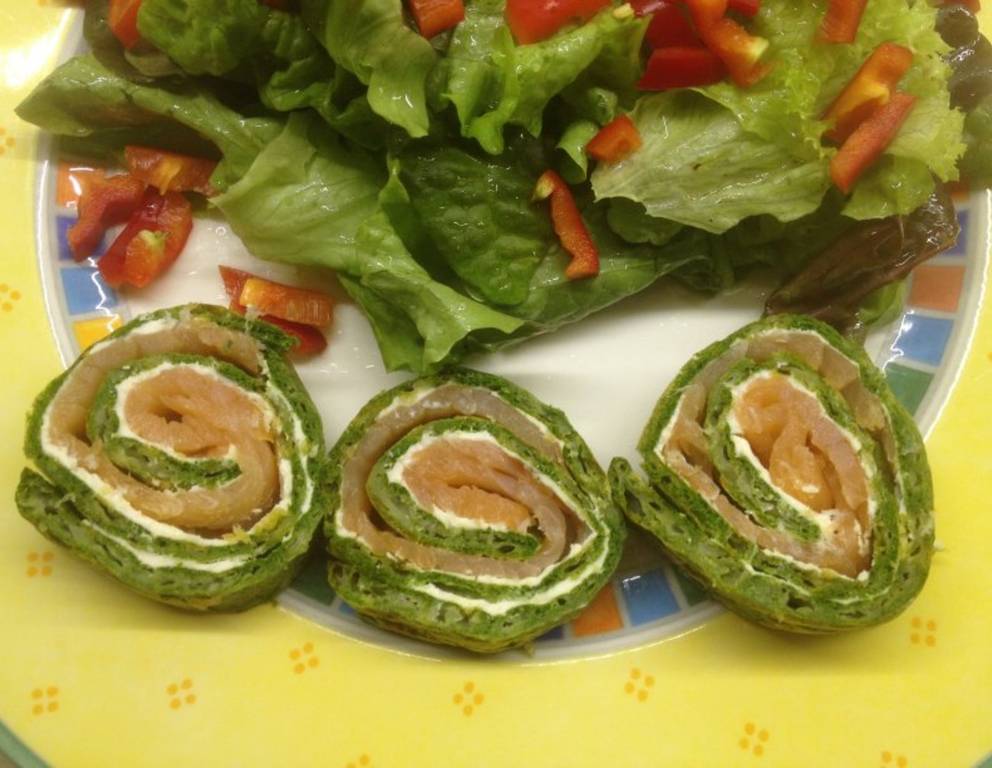 Spinat-Lachs-Rolle ohne Mehl Spinat-Lachs-Rolle ohne Mehl