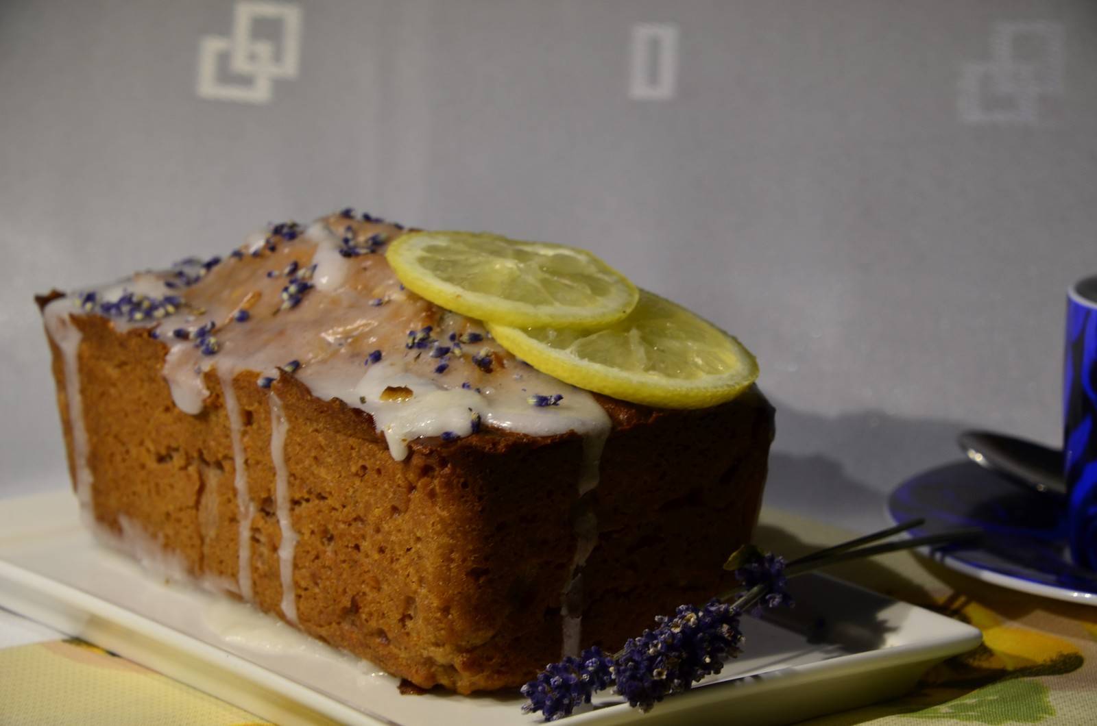 Zitronen-Lavendelkuchen Rezept - ichkoche.at Zitronen-Lavendelkuchen Rezept - ichkoche.at