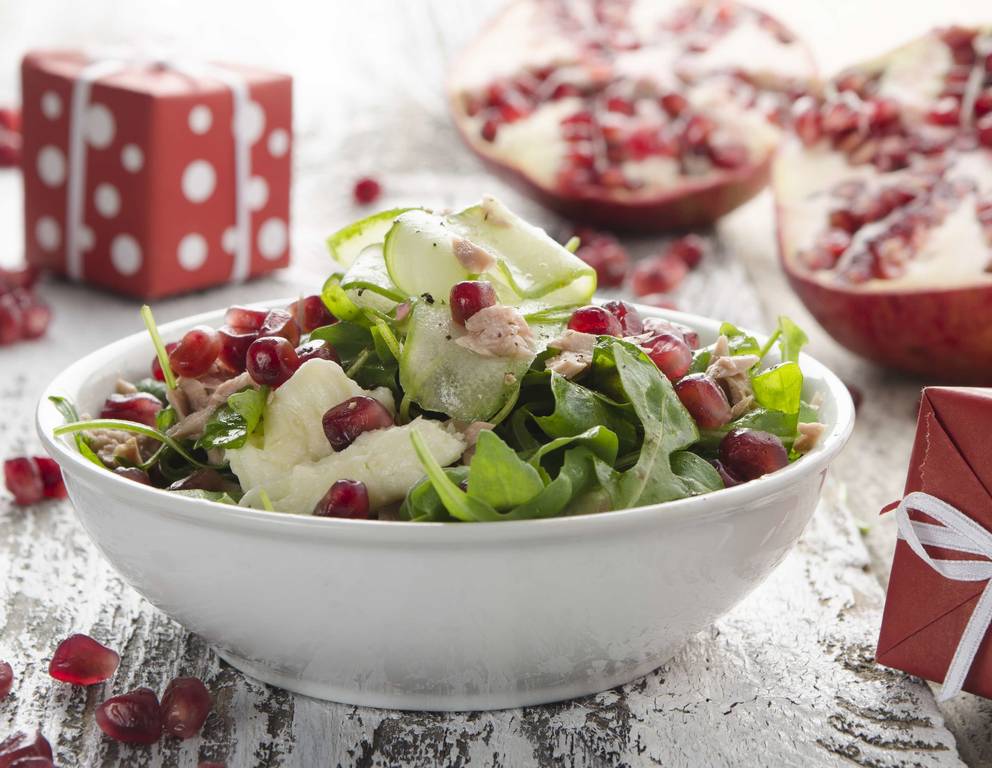 Rucolasalat mit Thunfisch und Granatapfel Rucolasalat mit Thunfisch und Granatapfel