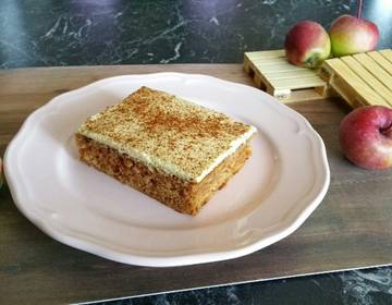 Saftiger Apfelkuchen Saftiger Apfelkuchen