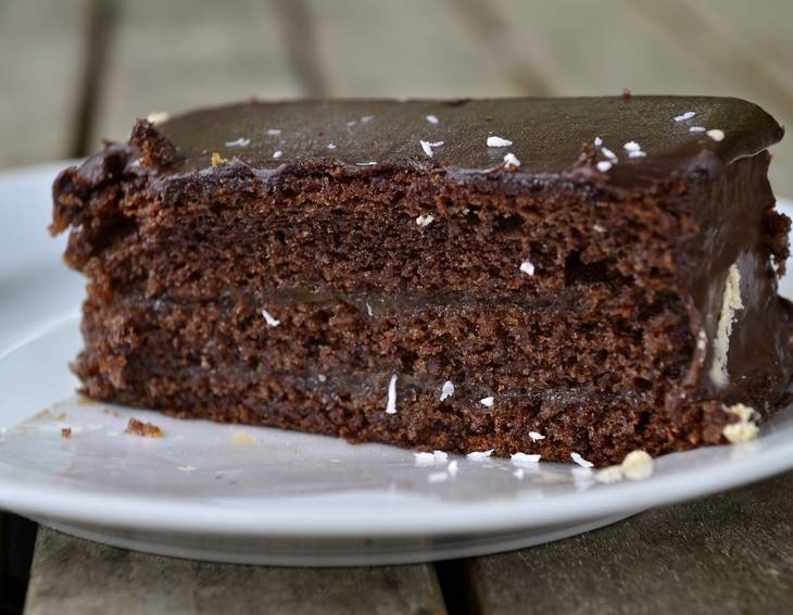 Sacher-Schnitten Sacher-Schnitten