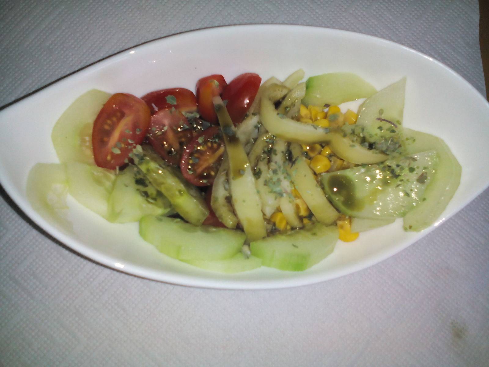 Gurken-Tomatensalat