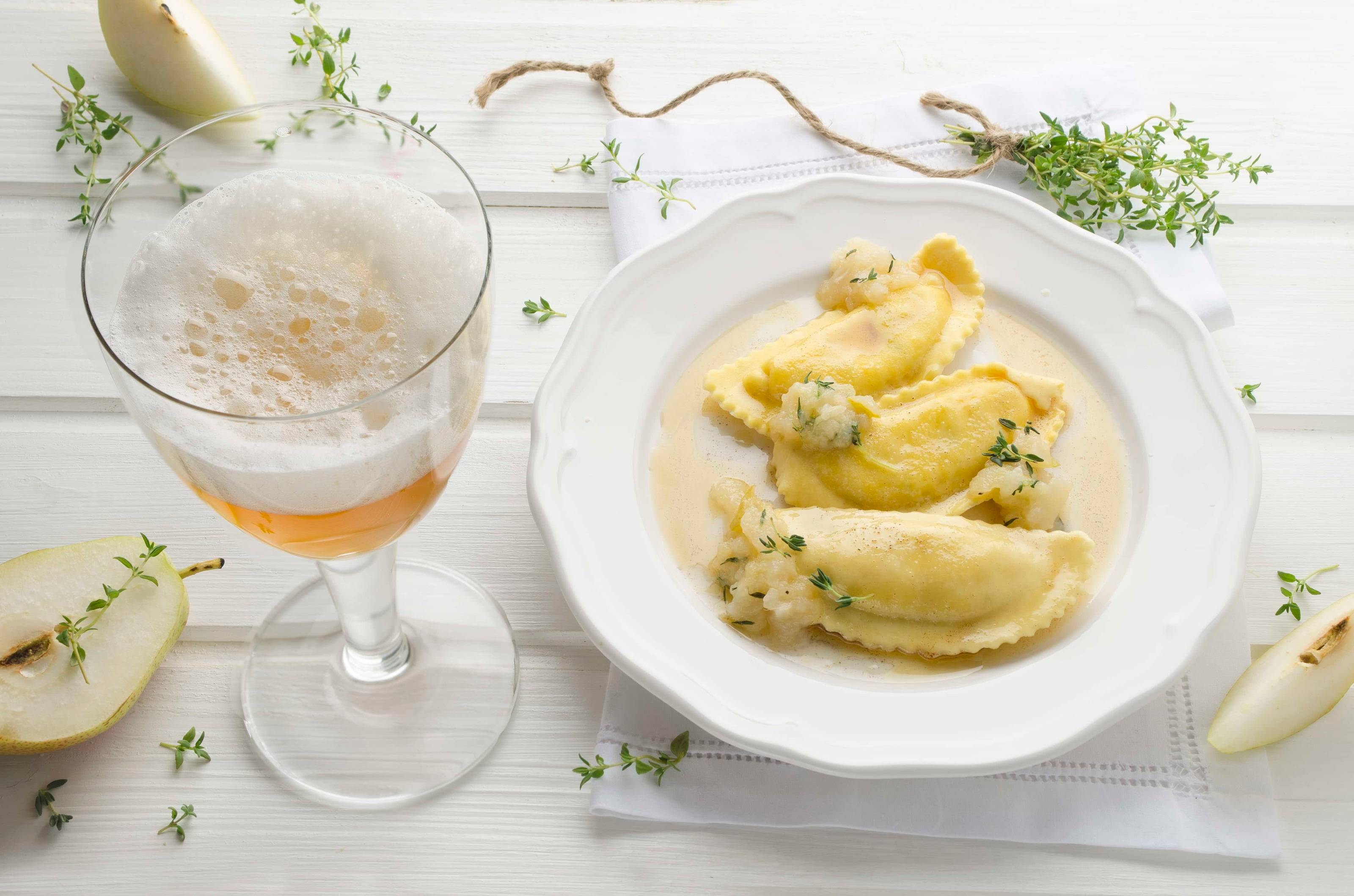 Fruchtige Käseravioli mit Nussbutter