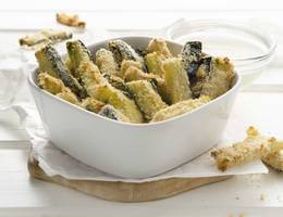 Gebackene Zucchini-Sticks Gebackene Zucchini-Sticks