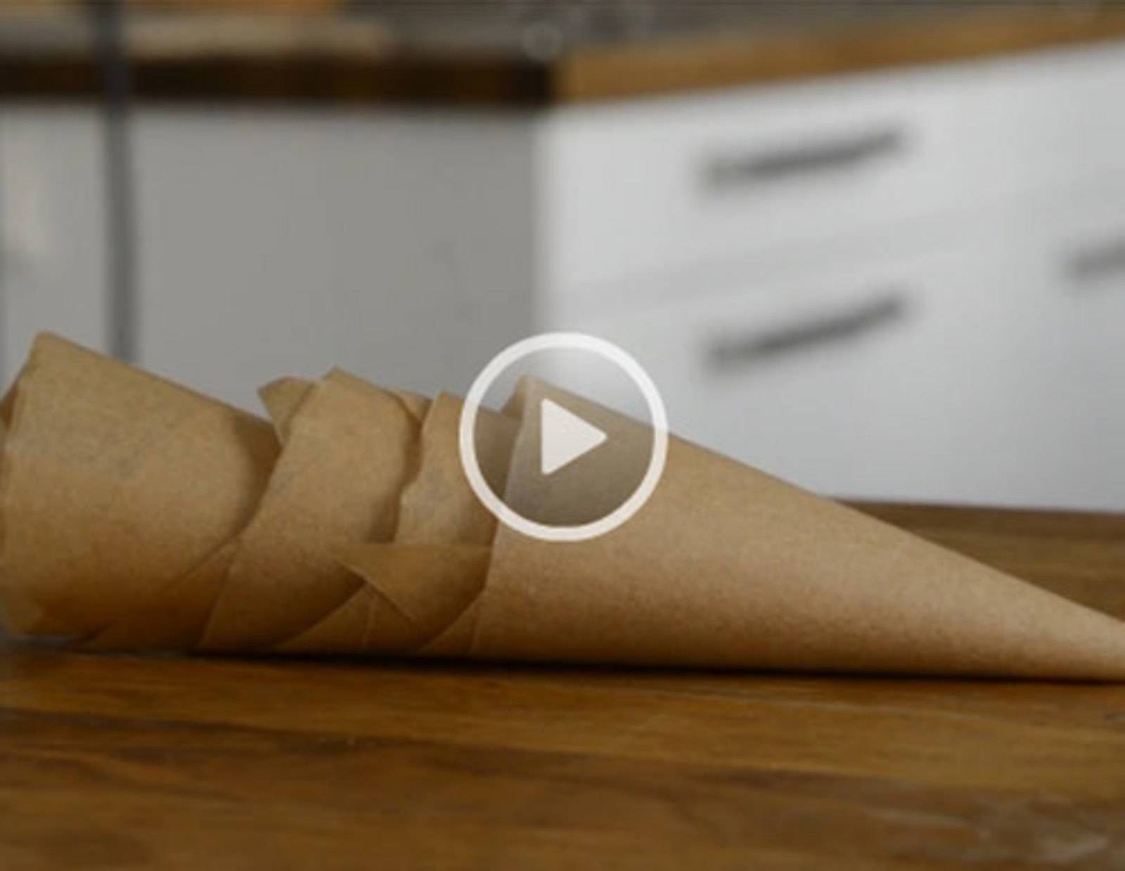 Video - Backpapier-Stanitzel