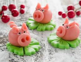 Marzipan-Glücksschweinchen
