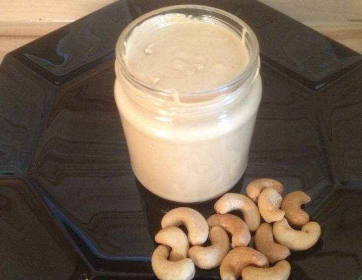 Selbst gemachtes Cashewmus