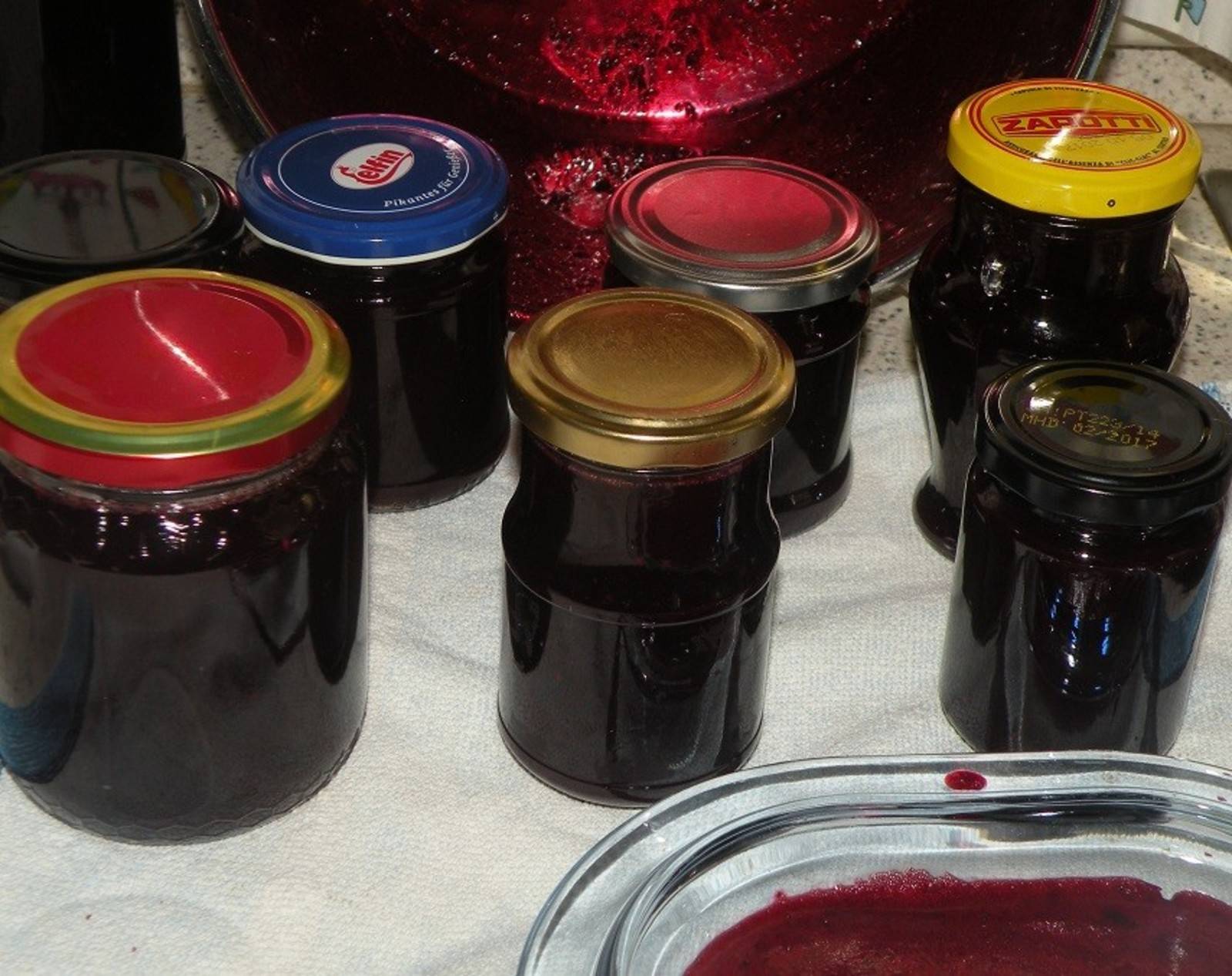 Brombeergelee Rezept - ichkoche.ch Brombeergelee Rezept - ichkoche.ch